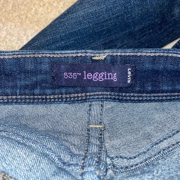 Levi’s 535 legging ladies size 1 blue jeans - Picture 6 of 6